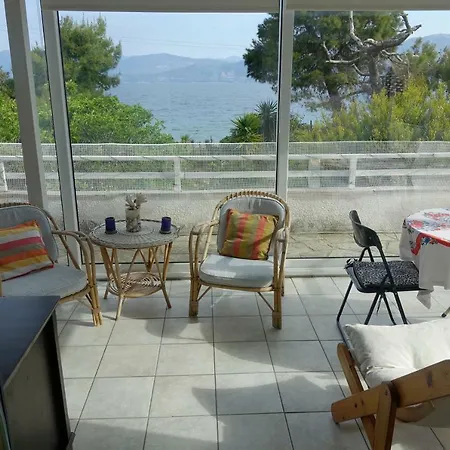 3-zimmer-villa-apartment Am Strand Mit Meerblick
