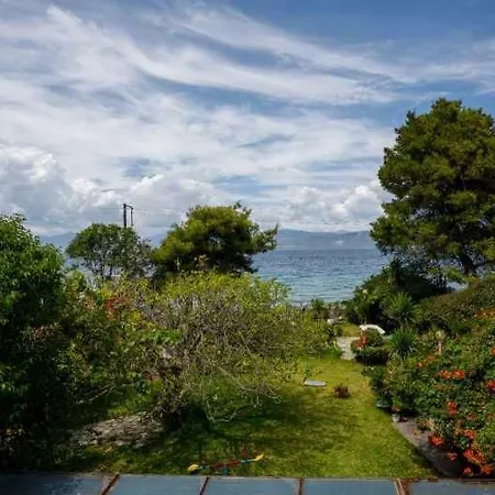 3-zimmer-villa-apartment Am Strand Mit Meerblick *